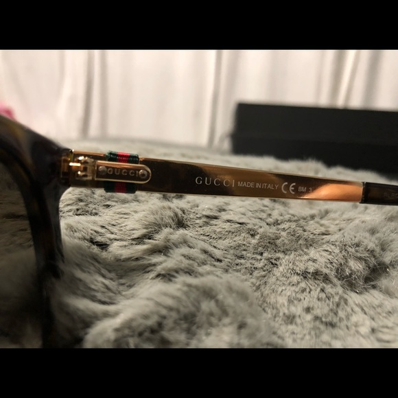 Sunglasses GUCCI authentic - Picture 2 of 6